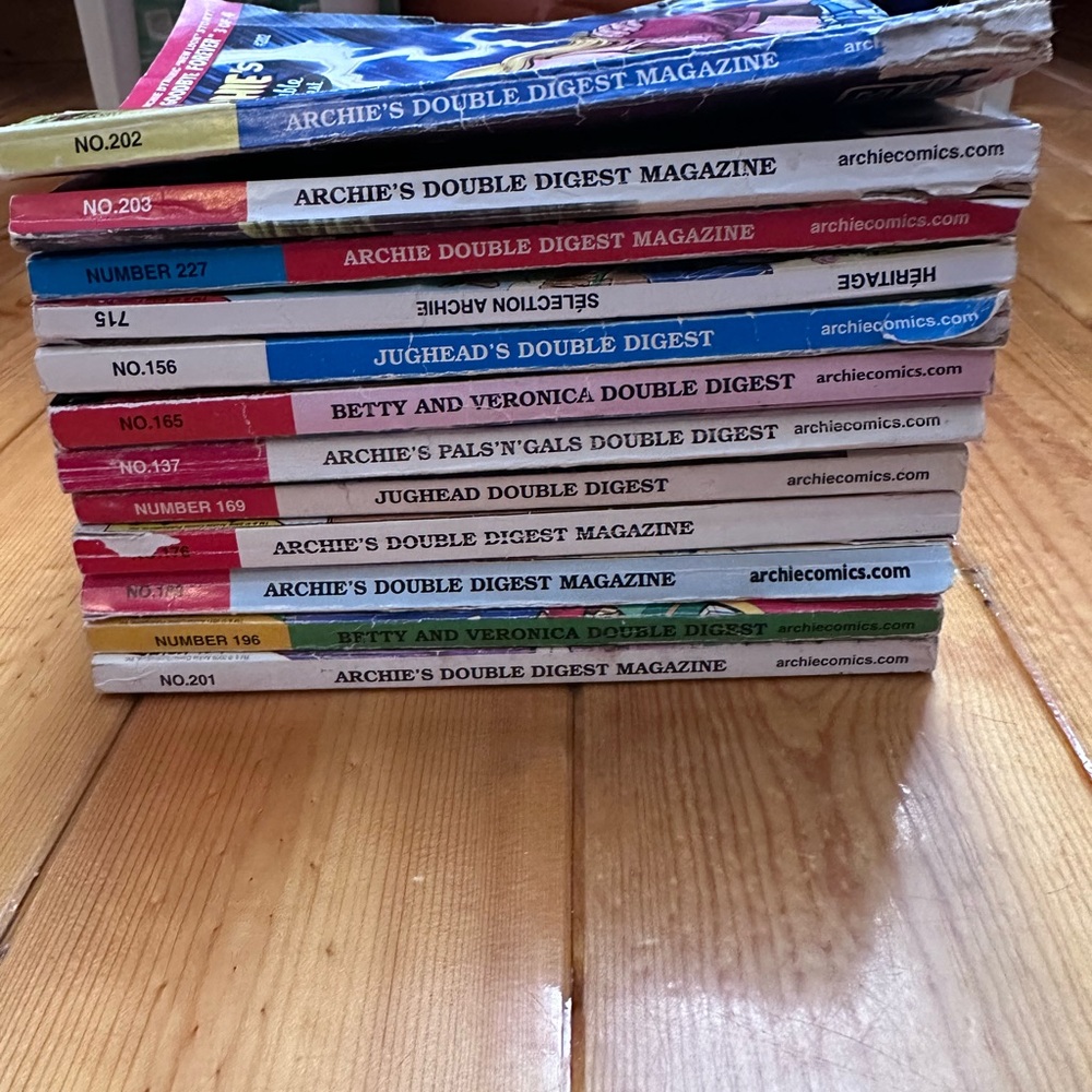 Archie Digest Library - Archie Comics Lot - Picture 3 of 4